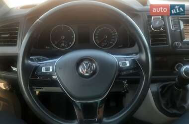 Минивэн Volkswagen Transporter 2016 в 