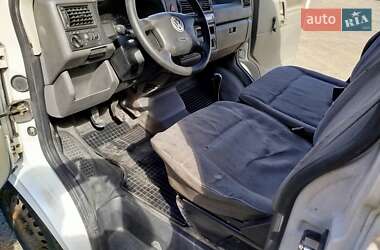 Грузовой фургон Volkswagen Transporter 1999 в 