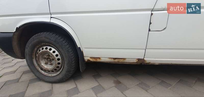 Минивэн Volkswagen Transporter 2001 в Липовце