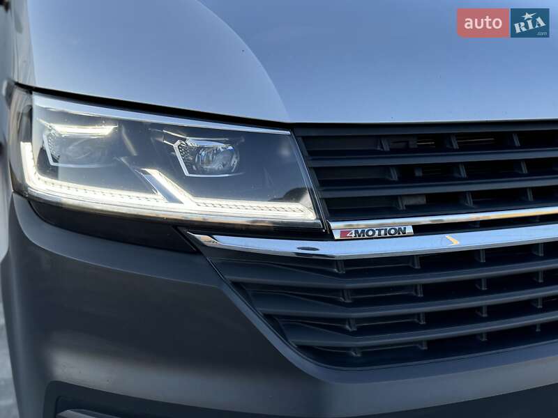 Вантажний фургон Volkswagen Transporter 2020 в Любомлі