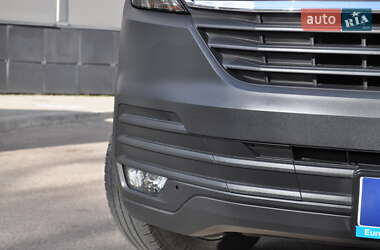 Вантажний фургон Volkswagen Transporter 2021 в 