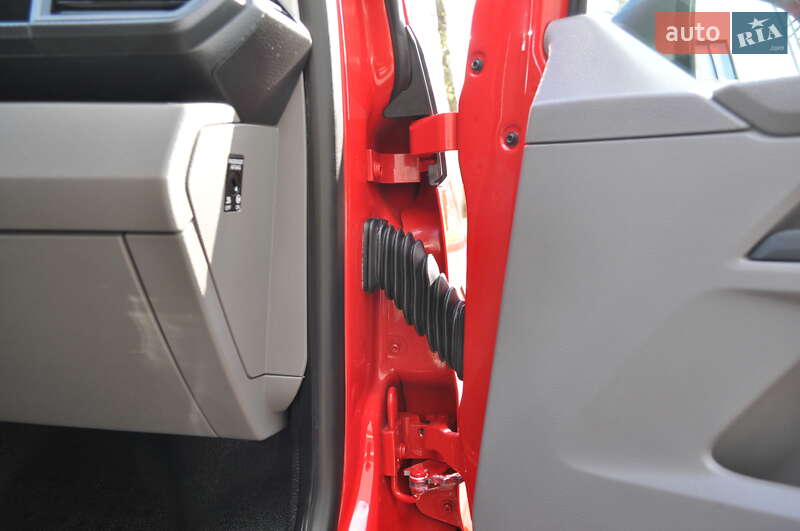 Грузовой фургон Volkswagen Transporter 2021 в Киеве фото 46 Грузовой фургон Volkswagen Transporter 2021 в Киеве