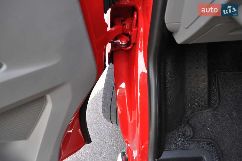 Грузовой фургон Volkswagen Transporter 2021 в Киеве фото 70 Грузовой фургон Volkswagen Transporter 2021 в Киеве