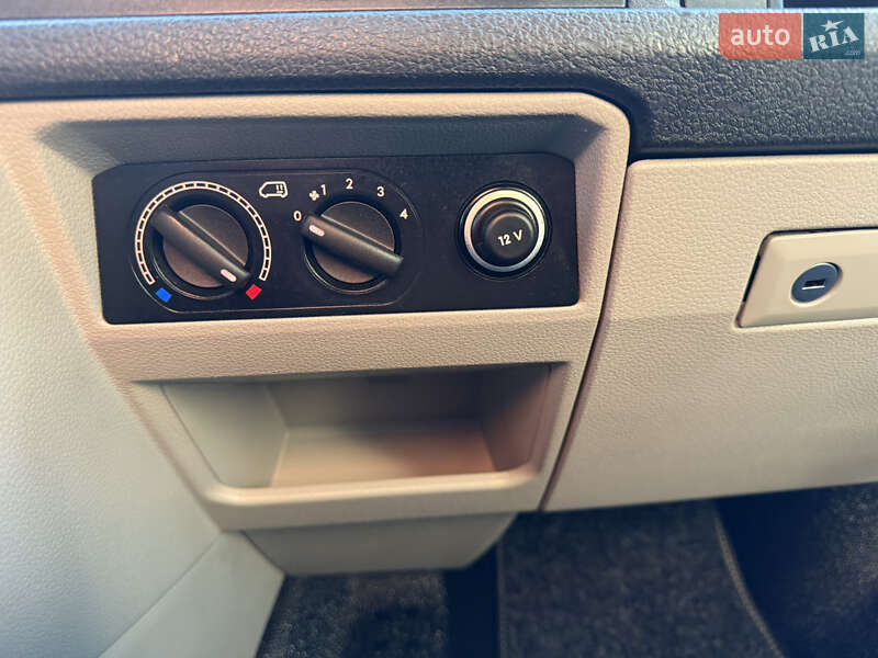 Минивэн Volkswagen Transporter 2018 в Киеве