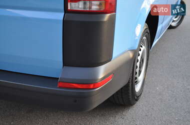 Грузовой фургон Volkswagen Transporter 2021 в 