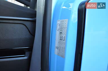 Грузовой фургон Volkswagen Transporter 2021 в 