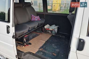 Минивэн Volkswagen Transporter 1999 в 