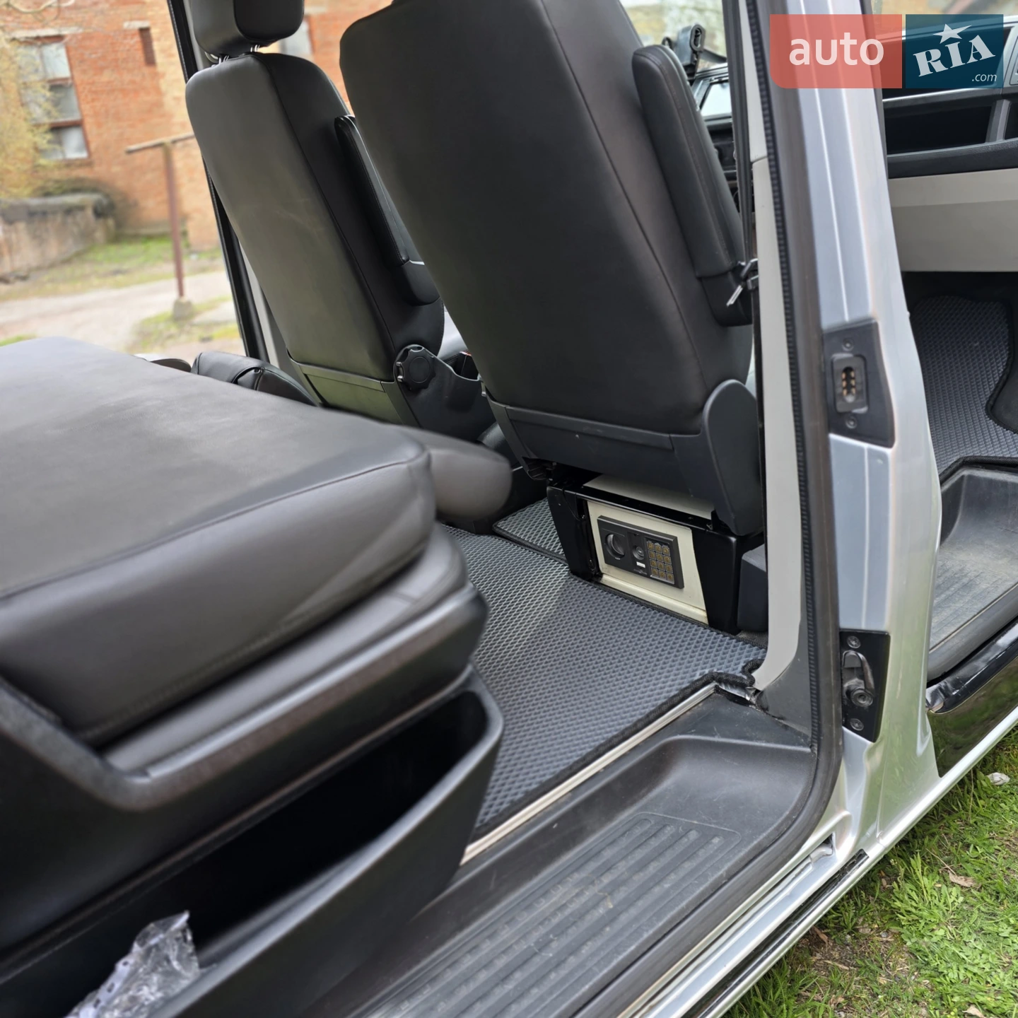 2019 Volkswagen Transporter - мініатюра 19