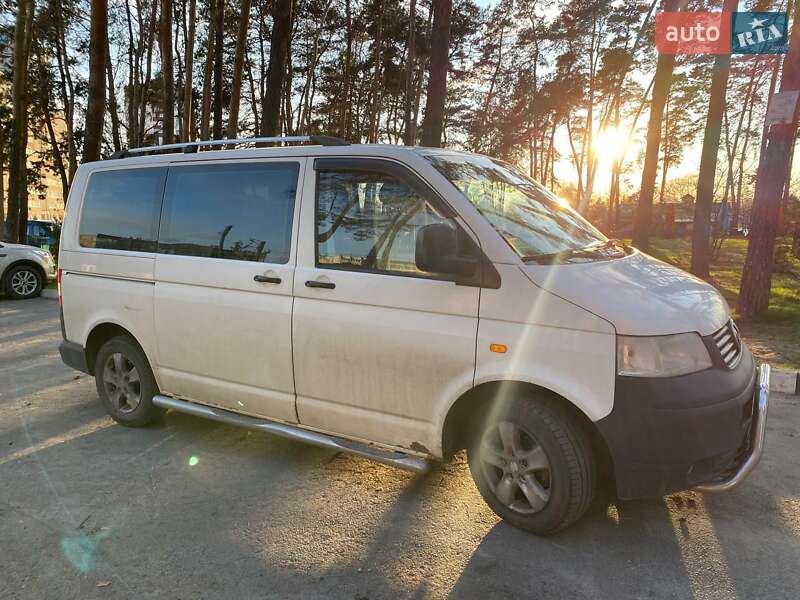 Минивэн Volkswagen Transporter 2006 в 