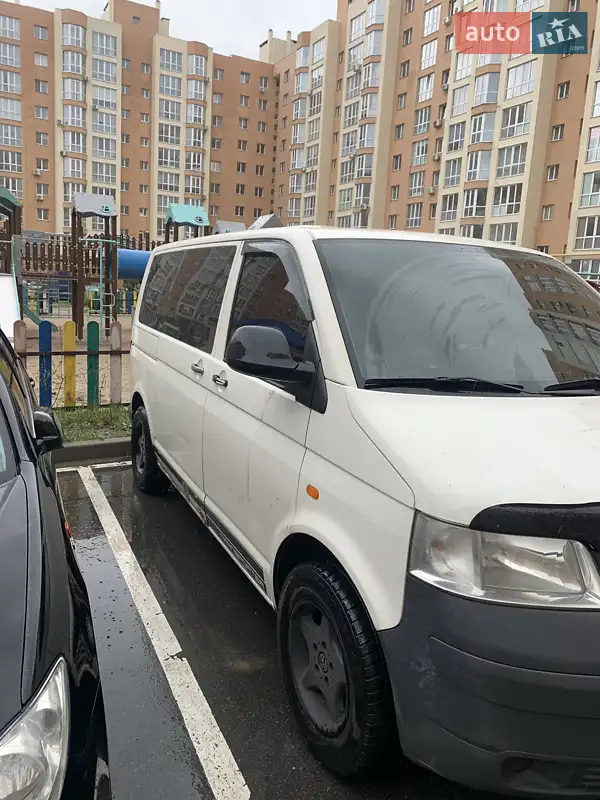 Мінівен Volkswagen Transporter 2005 в 
