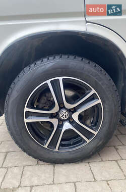 Минивэн Volkswagen Transporter 2000 в 