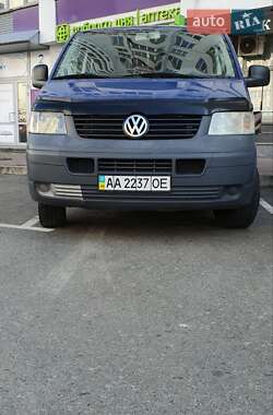 Минивэн Volkswagen Transporter 2005 в 