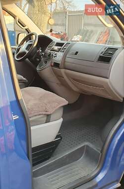 Минивэн Volkswagen Transporter 2005 в 