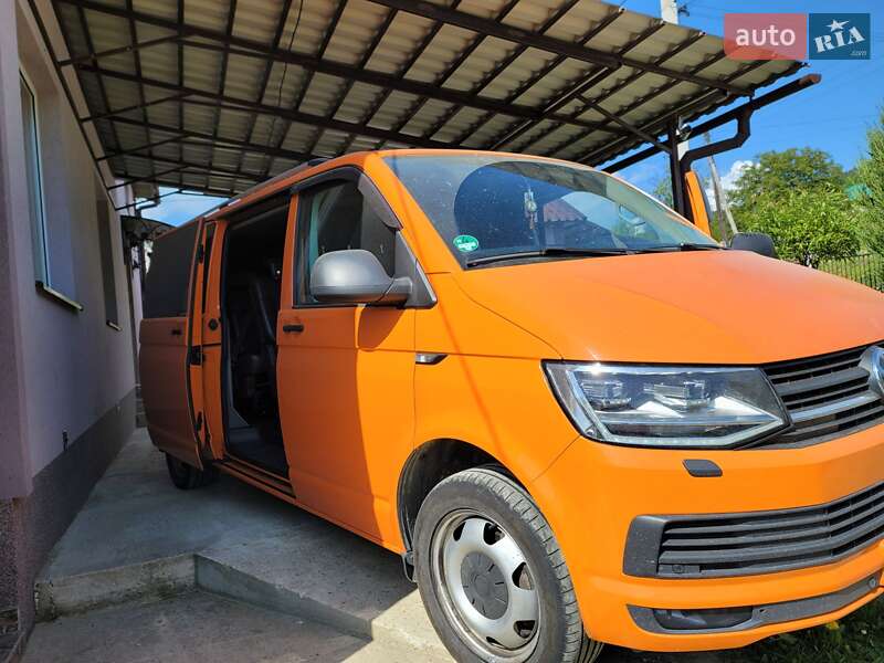 Минивэн Volkswagen Transporter 2017 в Ивано-Франковске