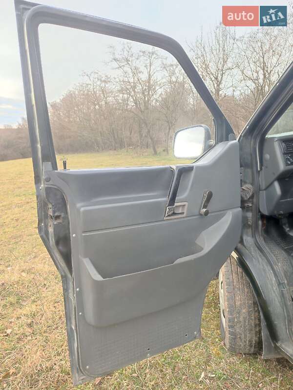 Минивэн Volkswagen Transporter 1998 в Залещиках