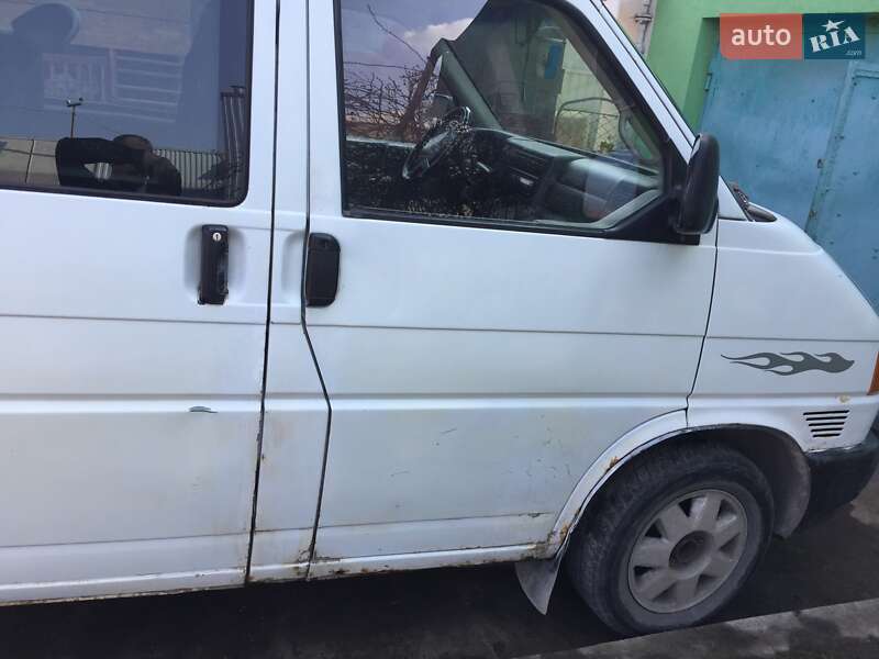 Минивэн Volkswagen Transporter 1999 в 