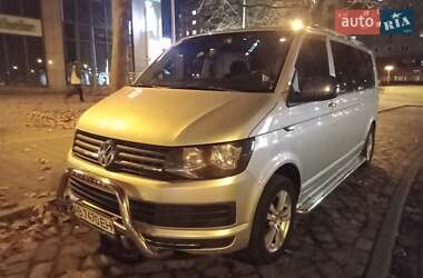 Минивэн Volkswagen Transporter 2016 в 