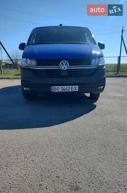 Минивэн Volkswagen Transporter 2019 в 