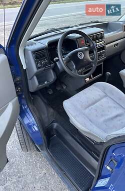 Минивэн Volkswagen Transporter 2000 в 