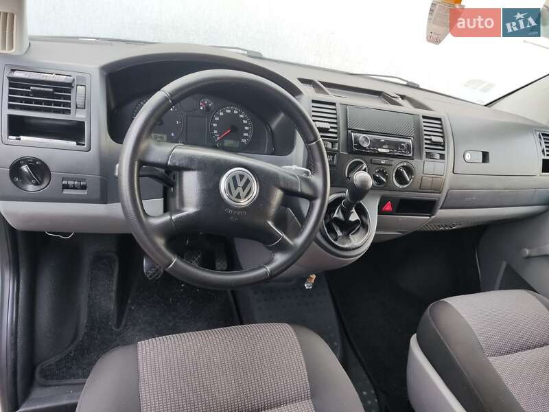 Минивэн Volkswagen Transporter 2007 в Ужгороде