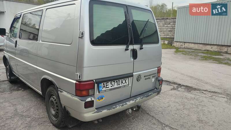 Мінівен Volkswagen Transporter 2003 в Кам'янському