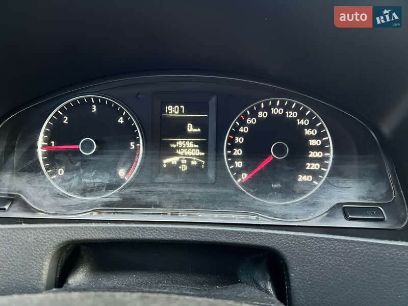 Минивэн Volkswagen Transporter 2010 в Могилев-Подольске