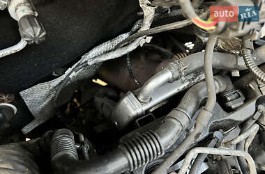 Минивэн Volkswagen Transporter 2010 в 