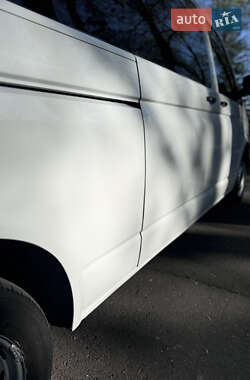 Минивэн Volkswagen Transporter 2014 в 