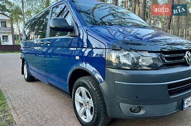 Мінівен Volkswagen Transporter 2012 в 