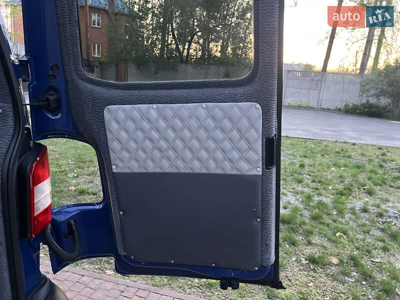 Минивэн Volkswagen Transporter 2012 в Киеве