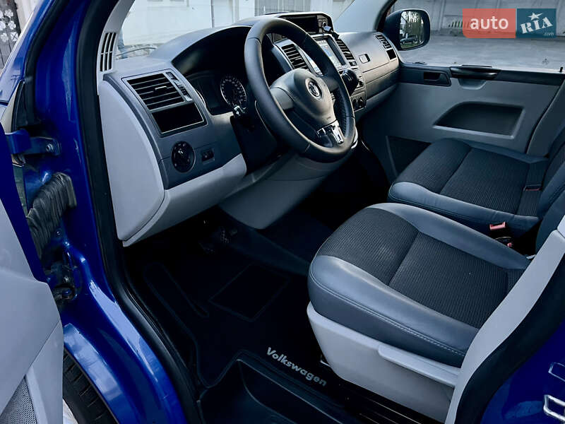 Минивэн Volkswagen Transporter 2012 в Киеве