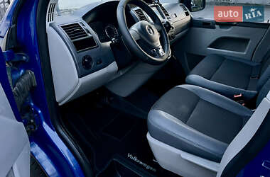 Мінівен Volkswagen Transporter 2012 в 