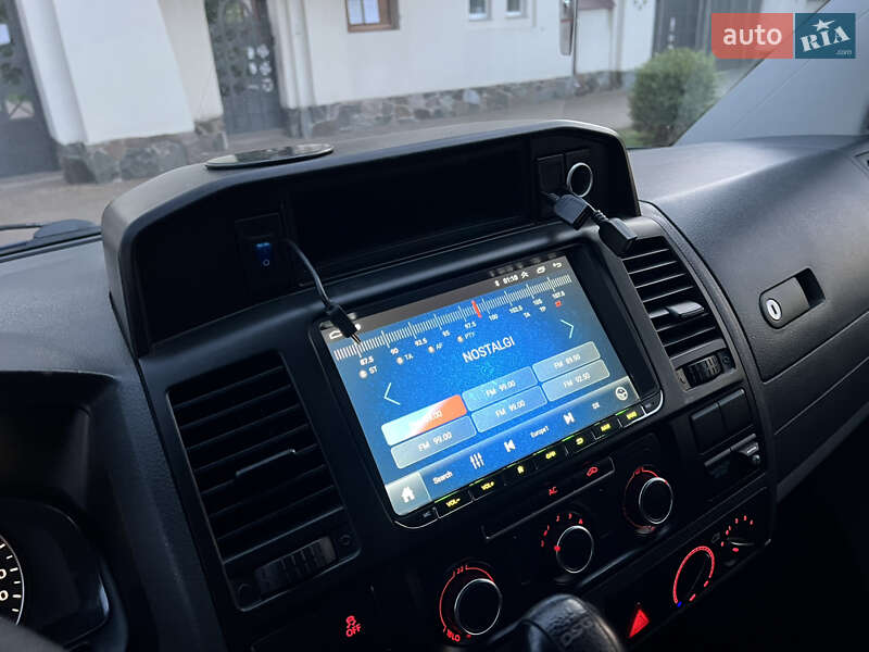 Минивэн Volkswagen Transporter 2012 в Киеве