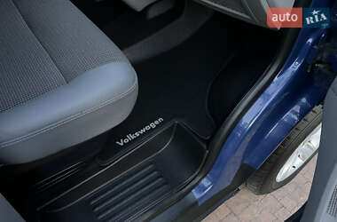Мінівен Volkswagen Transporter 2012 в 