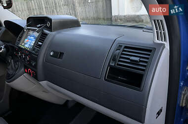 Мінівен Volkswagen Transporter 2012 в 