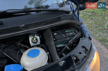 Мінівен Volkswagen Transporter 2012 в 