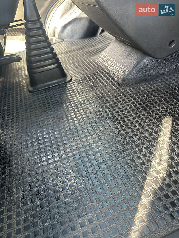 Минивэн Volkswagen Transporter 2001 в Харькове