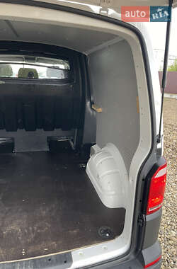 Минивэн Volkswagen Transporter 2017 в 