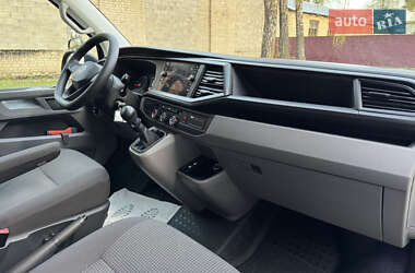 Вантажний фургон Volkswagen Transporter 2021 в 