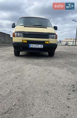 Грузовой фургон Volkswagen Transporter 1991 в 