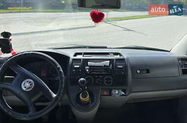 Минивэн Volkswagen Transporter 2004 в 