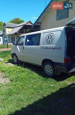Мінівен Volkswagen Transporter 2000 в 