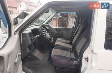 Мінівен Volkswagen Transporter 2002 в 