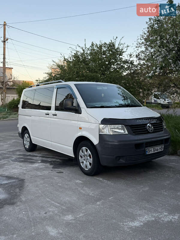 Минивэн Volkswagen Transporter 2004 в 