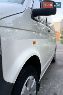 Минивэн Volkswagen Transporter 2004 в 