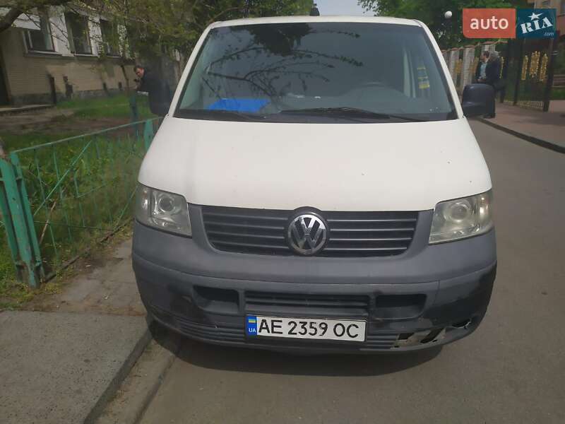 Минивэн Volkswagen Transporter 2004 в 
