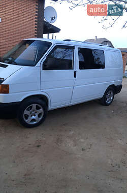 Минивэн Volkswagen Transporter 2000 в 