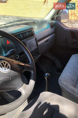 Минивэн Volkswagen Transporter 2000 в 