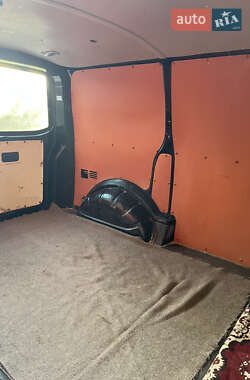 Грузовой фургон Volkswagen Transporter 2011 в 