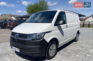 Грузовой фургон Volkswagen Transporter 2021 в 